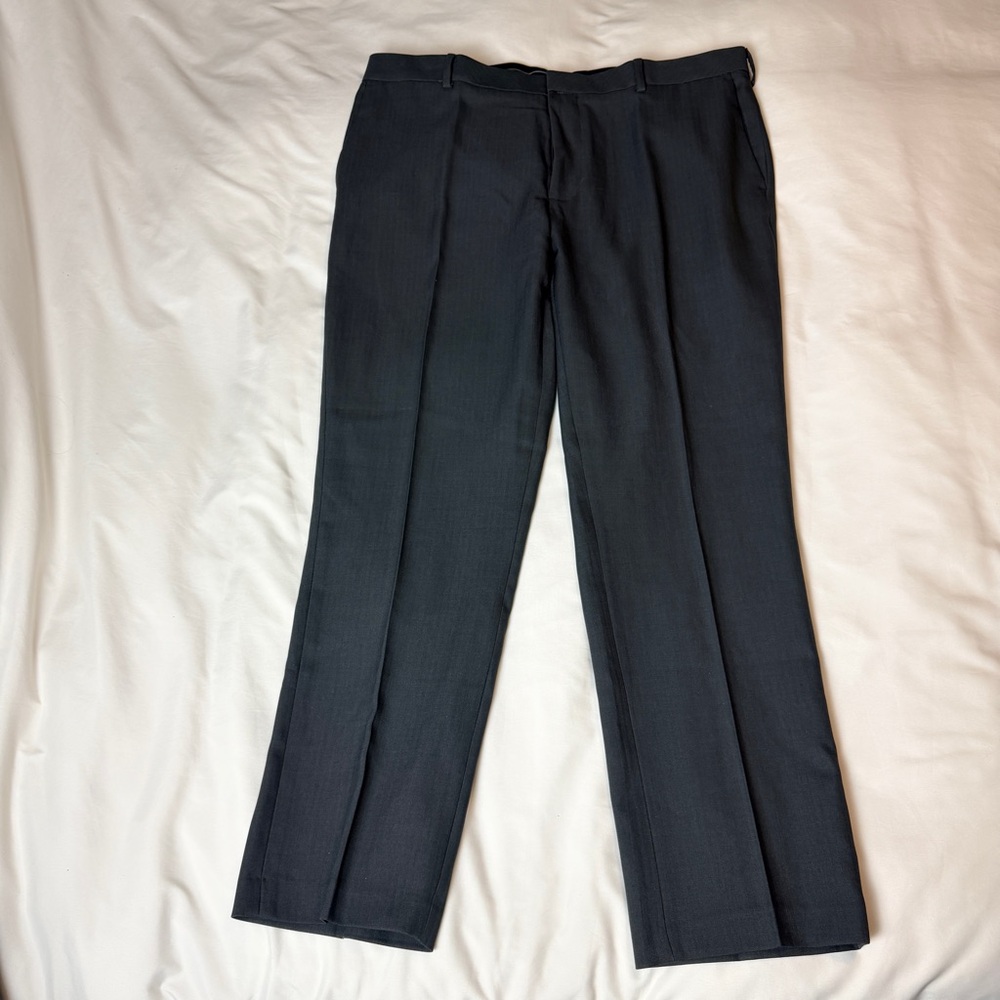 Van Heusen Traveler Men’s Charcoal Slim Dress Pants 36x29 Performance Stretch